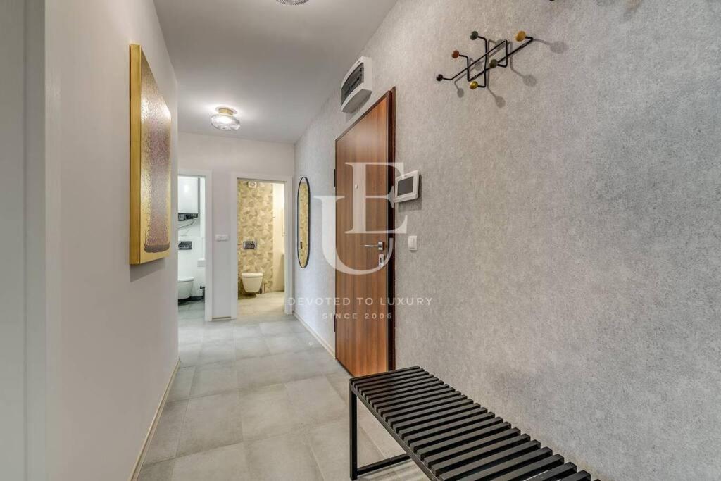Madrid: A Modern 2-Bedroom Apartment With Parking Sofia Exterior foto