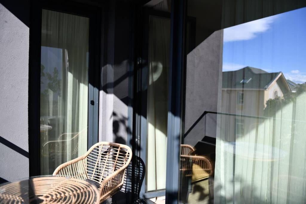 Madrid: A Modern 2-Bedroom Apartment With Parking Sofia Exterior foto